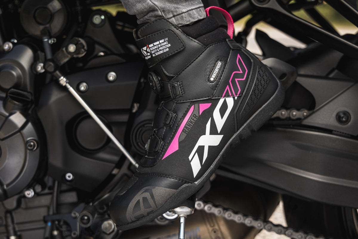 IXON- RANKER WP LADYBLACK/WHITE/FUSHIA BOOTS – 2 – Maximomoto PT