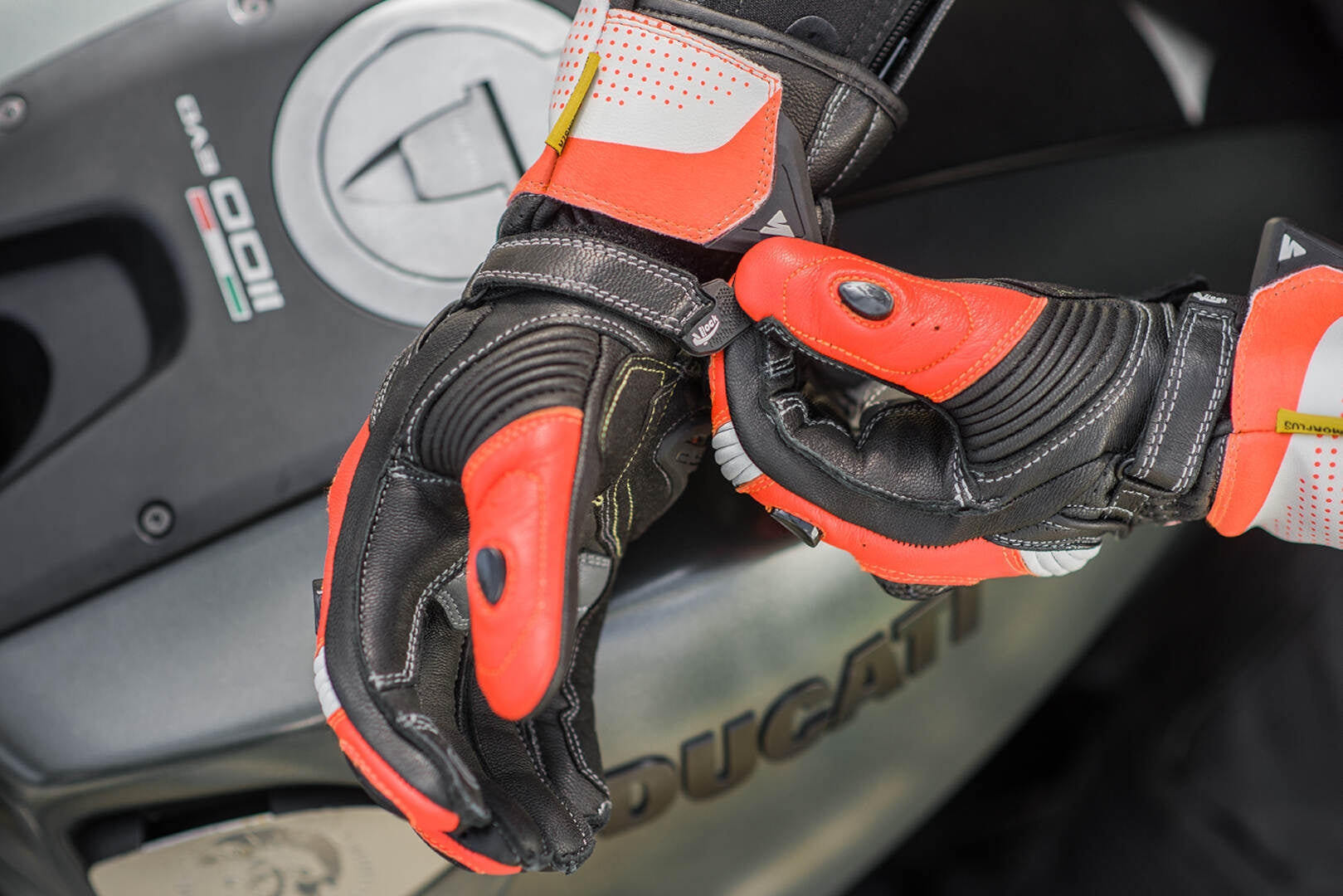 SHIMA STR-2 Moto Corrida Luvas Vermelha Fluo