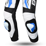 BELA ROCKET KIDS 1 PC Moto Fato Branco Azul Preto - Imagem do lado do joelho do terno