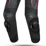 BELA ROCKET MIX 1 PC Senhora Moto Fato Branco Preto Rosa - Imagem do lado do joelho do terno