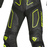 R-TECH RISING STAR 1 PC Moto Fatos Preto Fluorescente Amarelo - Imagem central do traje de frente.