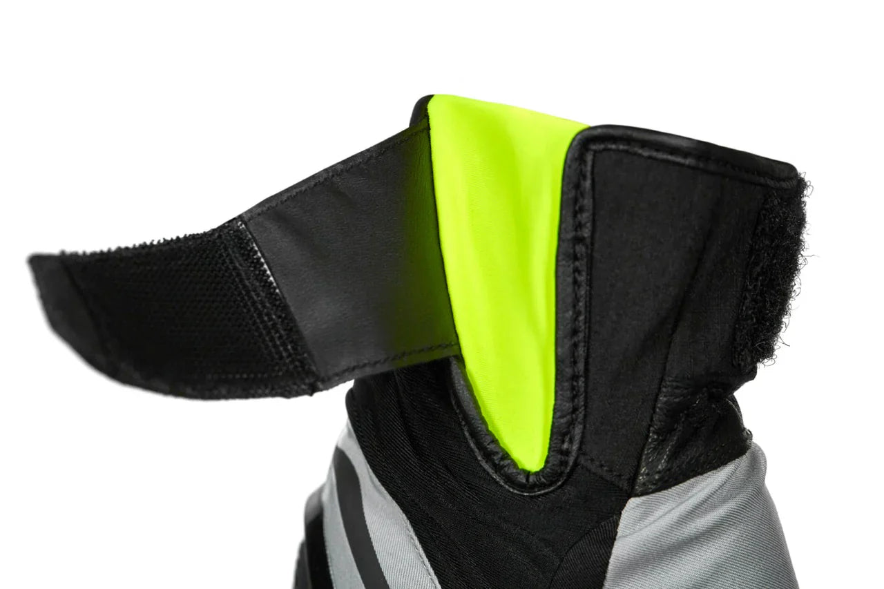 SEVENTY SD-T13 ASPEN LIGHT Motorcycle Gloves For Men Gris/Amarillo Fluor – 6 – Maximomoto PT
