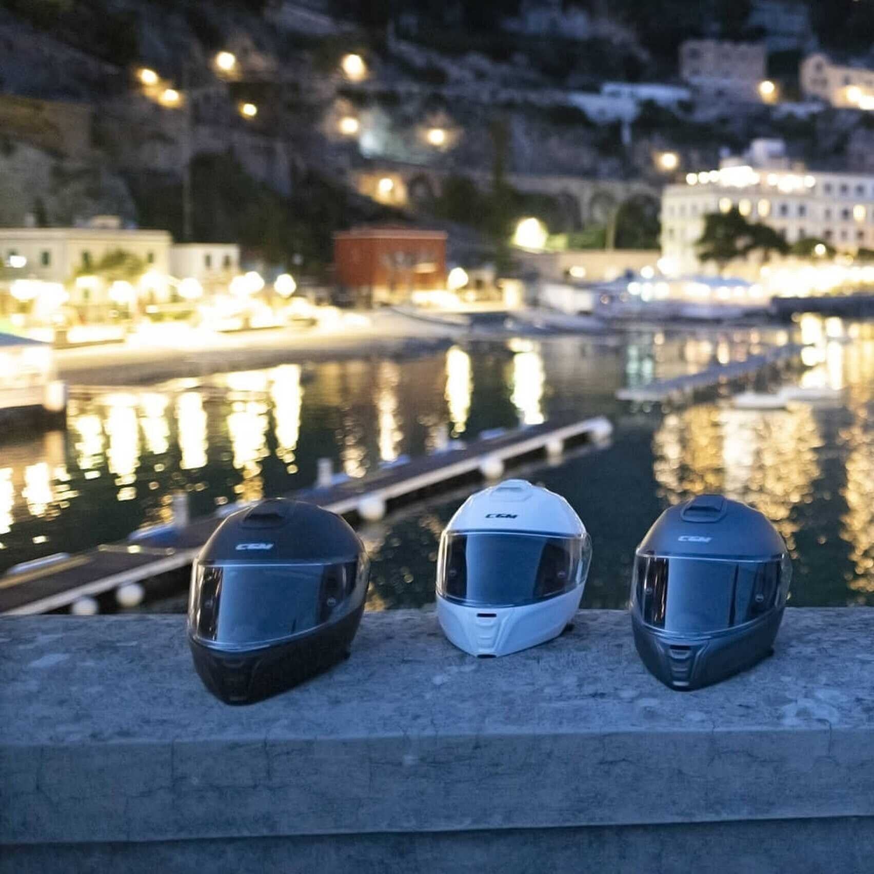 CGM 560A MAD MONO CASCO MODULAR DE MOTO ANTRACITA SATINADO