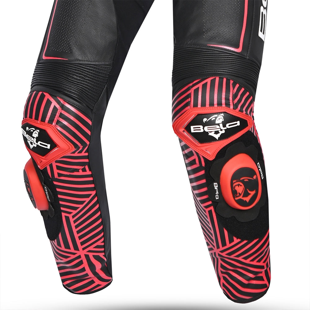 BELA MONO 1 PC NORTH STAR Moto Fatos Preto Branco Vermelho - Imagem do lado do joelho do terno