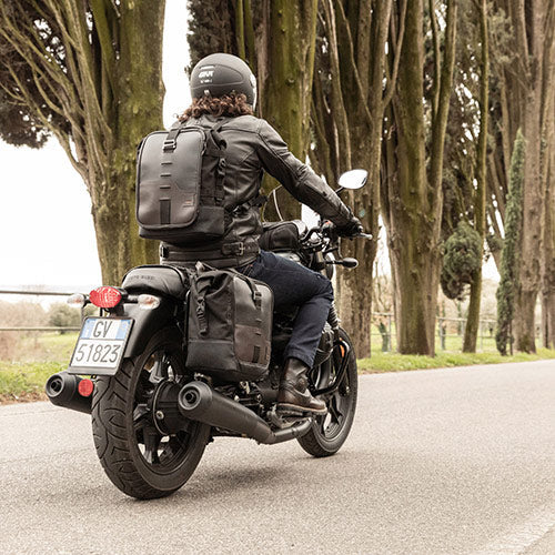 Givi CRM101 Mochila convertible Bolsa sillín 18 L – 2 – Maximomoto PT