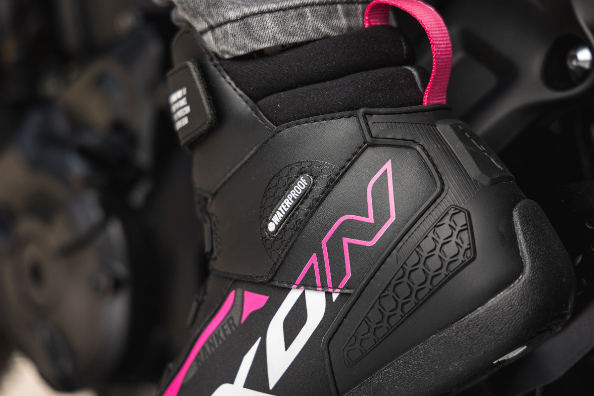 IXON RANKER WP MULHER LEVES BOTAS PRETAS BRANCAS FÚCSIA – 5 – Maximomoto PT