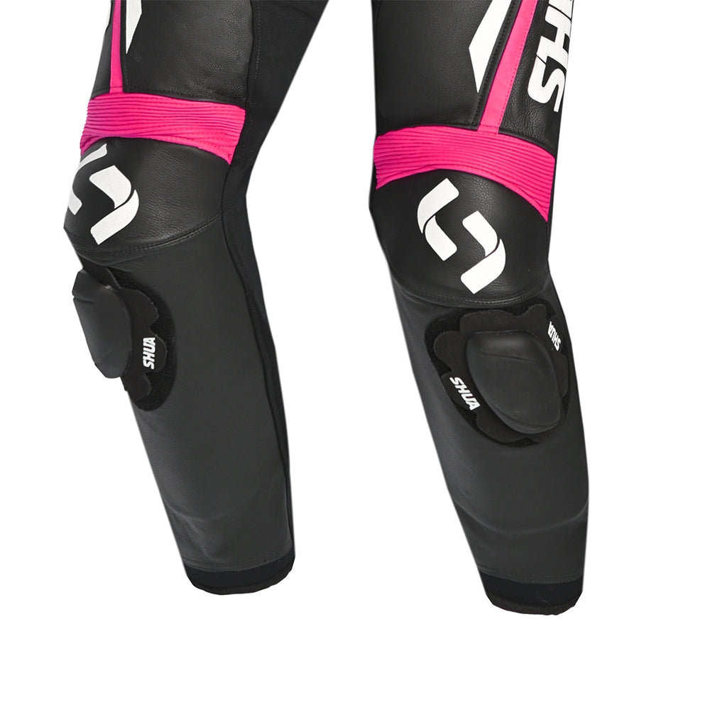 SHUA INFINITY 2 PC Moto Senhora Fatos Fúcsia Preta - Imagem do lado do joelho do terno
